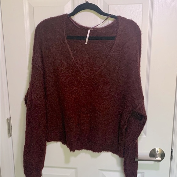 Free People oversized medium fuzzy maroon/ burgundy v neck sweater. Super soft - Picture 1 of 8